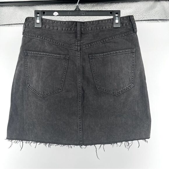 Hollister Ultra High Rise Black Raw Hem Denim Skirt Size 11 (Waist 30”) - Picture 4 of 14